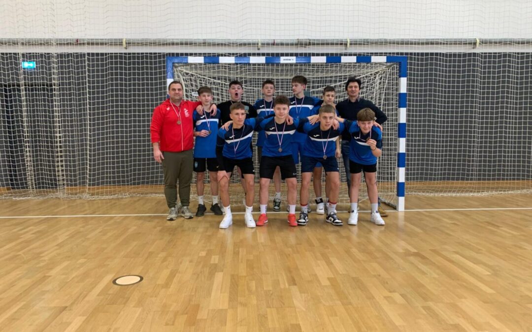 Uspješan nastup učenika OŠ Sveti Petar Orehovec na međuopćinskom natjecanju u futsalu